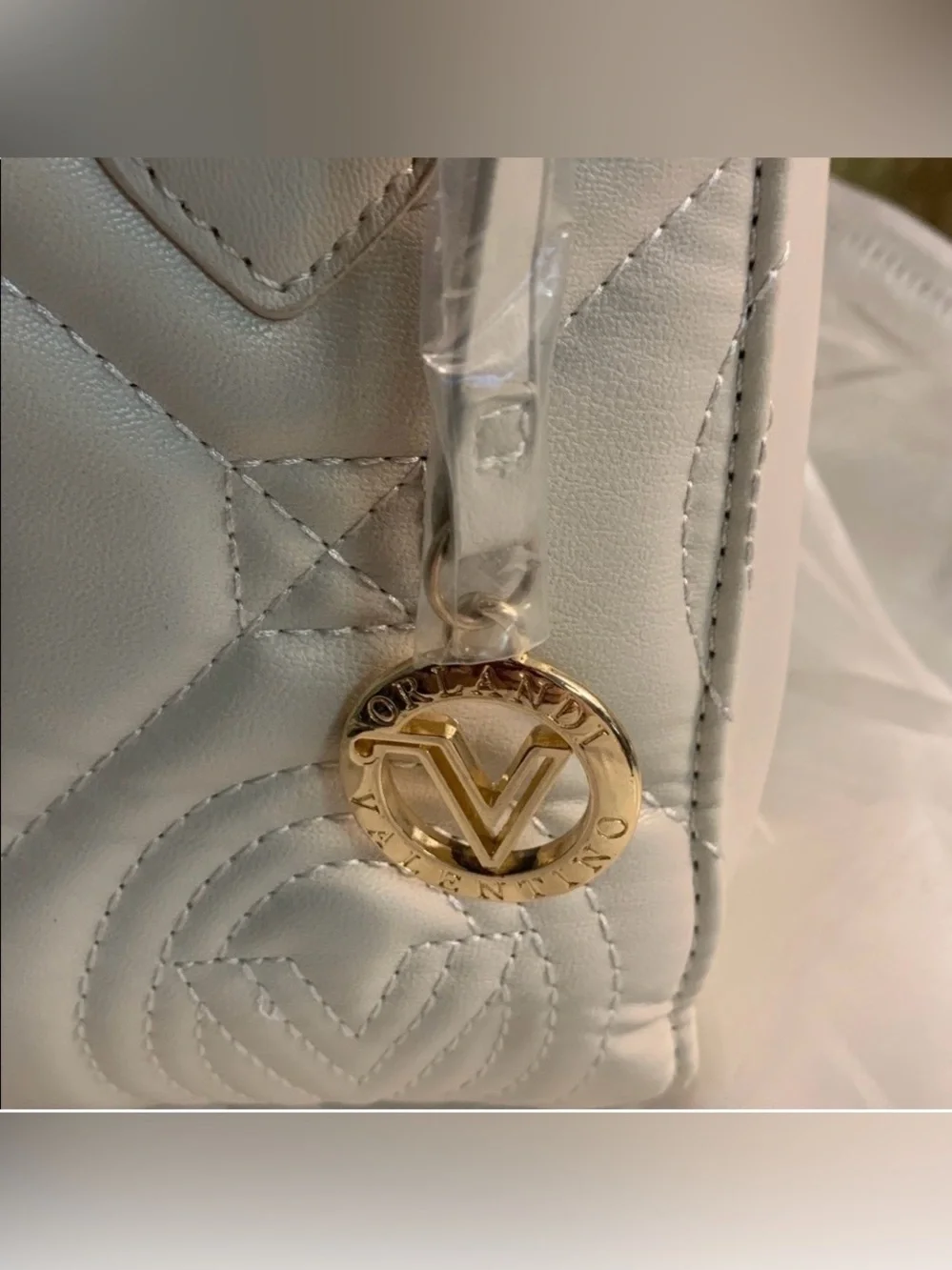 Valentino Orlandi Cream
Quilted Bag - Picture 4 of 12